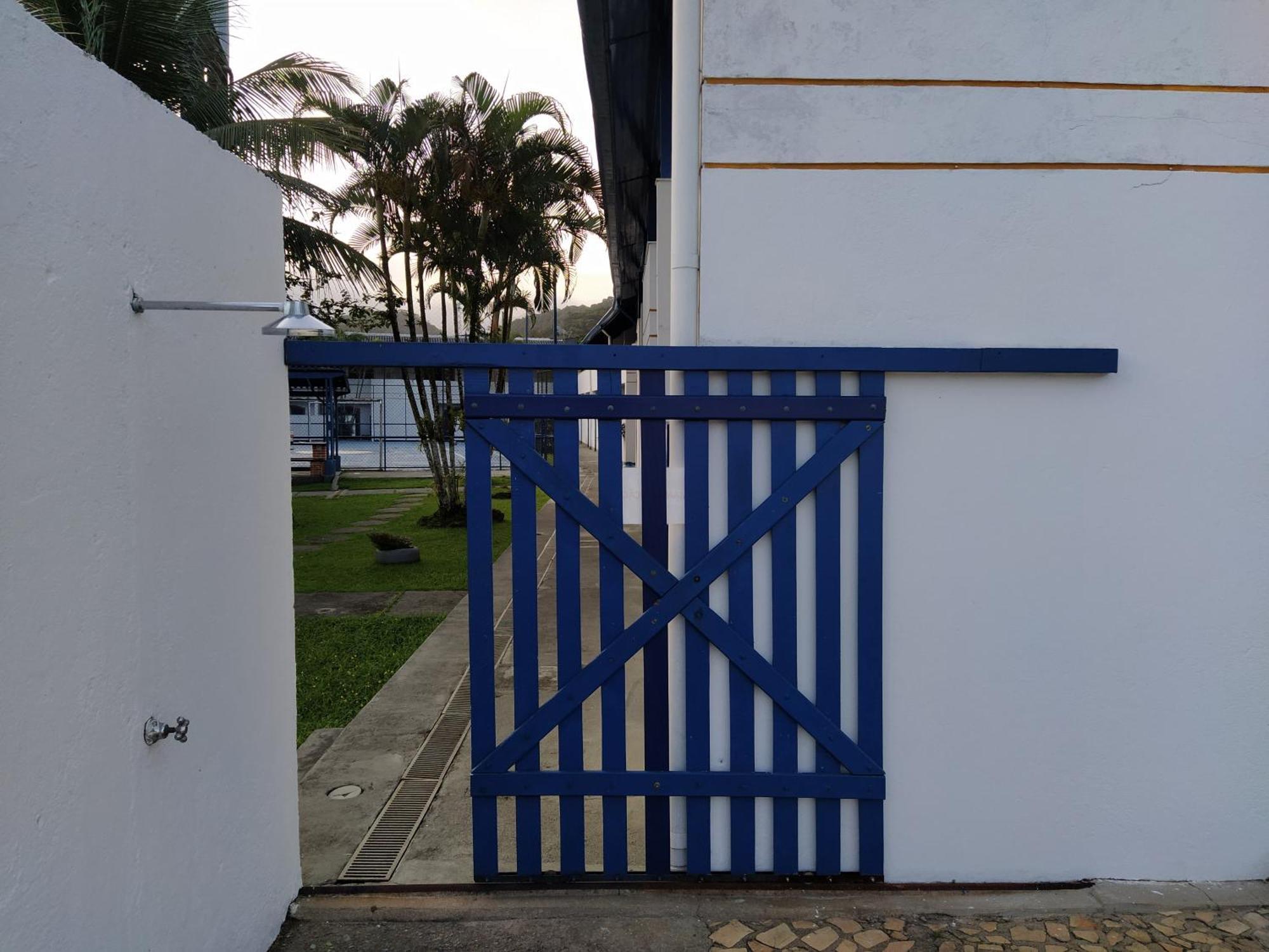 Condominio Encantador Com Piscina 乌巴图巴 外观 照片
